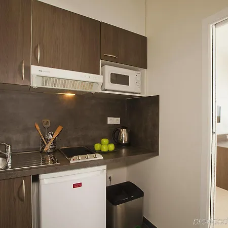 Lägenhetshotell Residhome Centre 3*